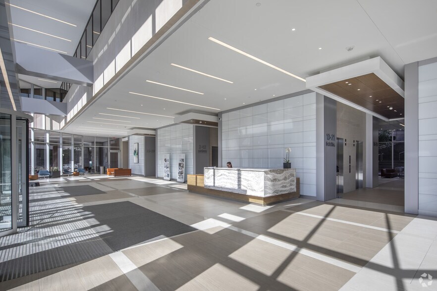 250 E 5th St, Cincinnati, OH à louer - Hall d’entrée – Image 3 sur 9