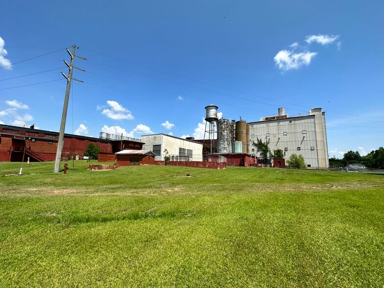 520 Comer St, Alexander City, AL à vendre - Photo de l’immeuble – Image 1 sur 24