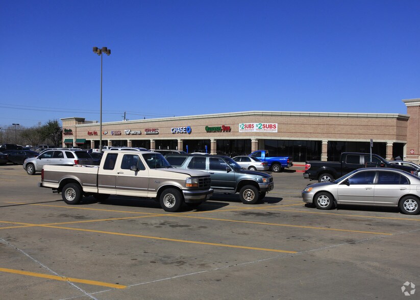 1400-1438 W Fairmont Pky, La Porte, TX à louer - Photo de l’immeuble – Image 3 sur 6