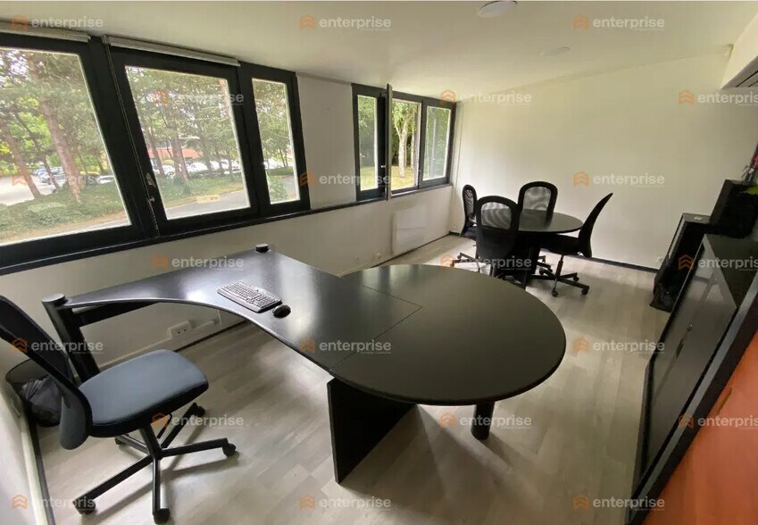 Bureau dans VILLENEUVE-D'ASCQ à vendre - Photo de l’immeuble – Image 2 sur 3