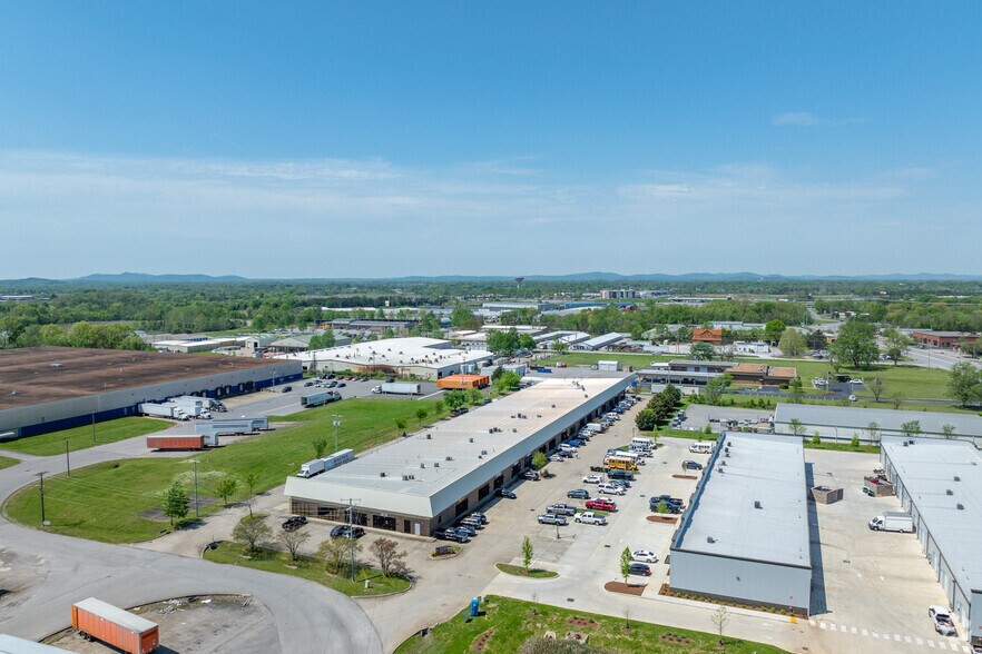 730 Middle Tennessee Blvd, Murfreesboro, TN à vendre - Aérien – Image 2 sur 7