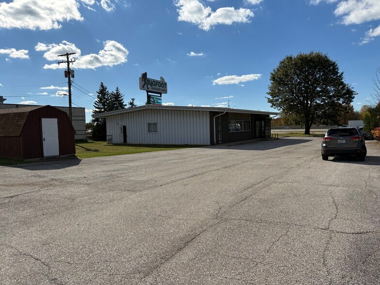 7336 North Lane, Oakwood Village, OH à vendre - Photo de l’immeuble – Image 3 sur 3