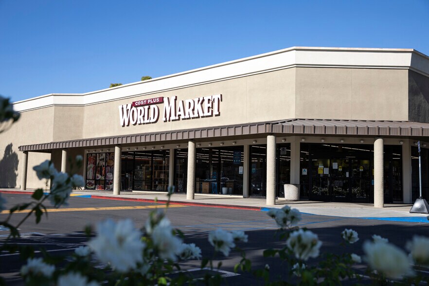 4001-5195 Hardwick St, Lakewood, CA à louer - Photo principale – Image 1 sur 10