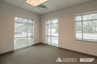 6880 W Snowville Rd, Brecksville, OH à louer Photo intérieure– Image 1 sur 6