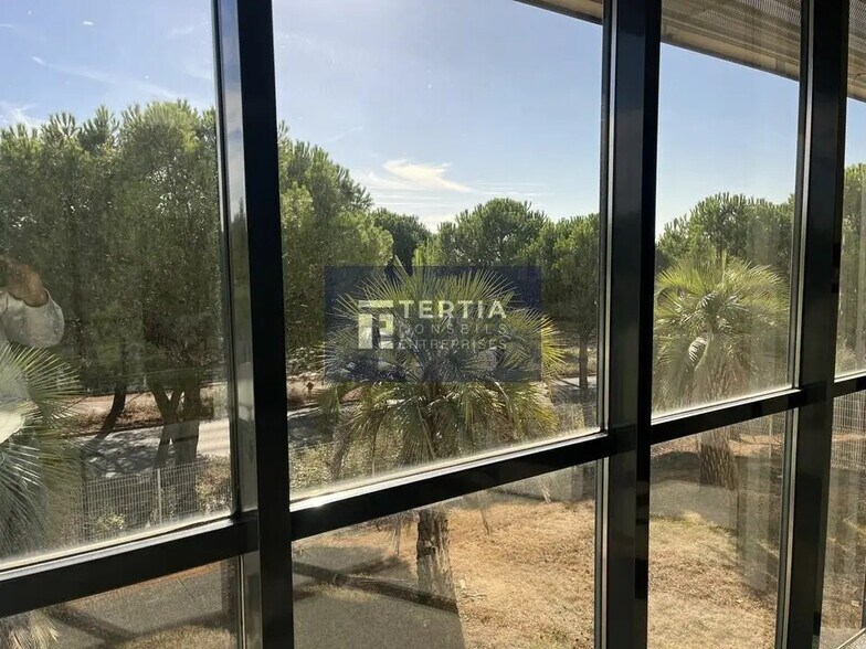 Bureau dans Montpellier à louer - Photo de l’immeuble – Image 3 sur 10