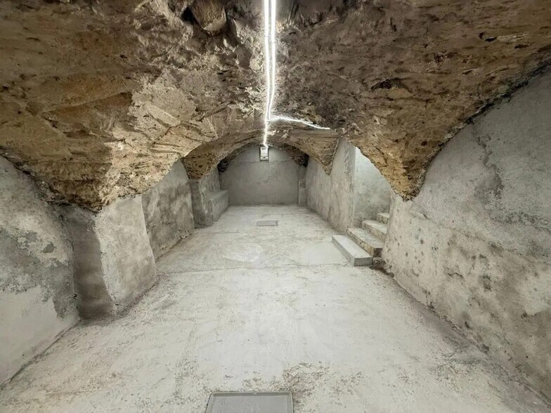 Local commercial dans Cannes à louer - Photo de l’immeuble – Image 2 sur 10