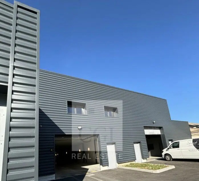 Local d’activités dans Villefranche-sur-Saône à louer Photo de l’immeuble– Image 1 sur 12