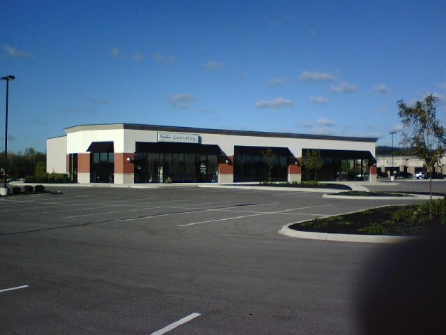 4008 Northside Dr, New Albany, IN à louer - Photo de l’immeuble – Image 3 sur 4