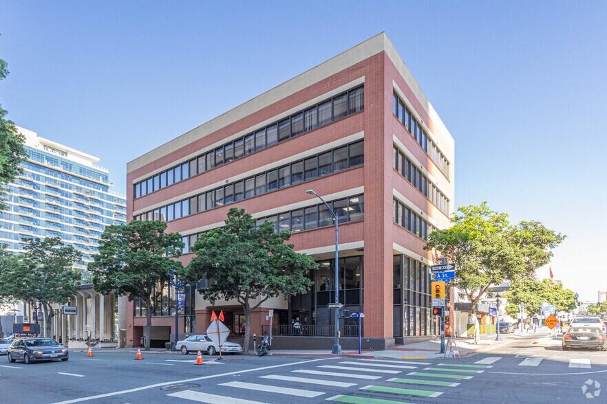 450 A St, San Diego, CA à louer - Photo de l’immeuble – Image 1 sur 6