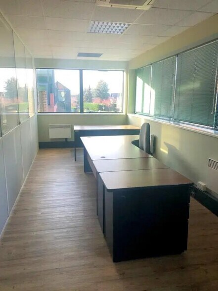 Bureau dans Noisy-le-Roi à louer - Photo de l’immeuble – Image 3 sur 6