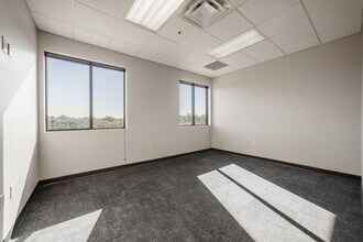 1803 Phyllis St, Bentonville, AR à louer Photo intérieure– Image 2 sur 6