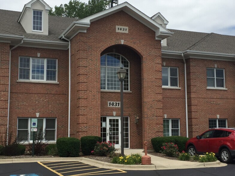 1421-1431 McHenry Rd, Buffalo Grove, IL à vendre - Photo de l’immeuble – Image 2 sur 57