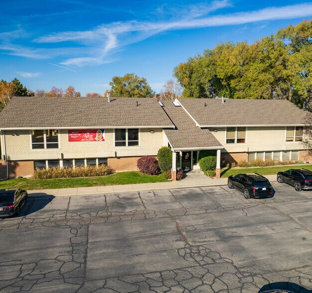 1020 Atherton Dr, Salt Lake City, UT à louer - Photo de l’immeuble – Image 1 sur 8