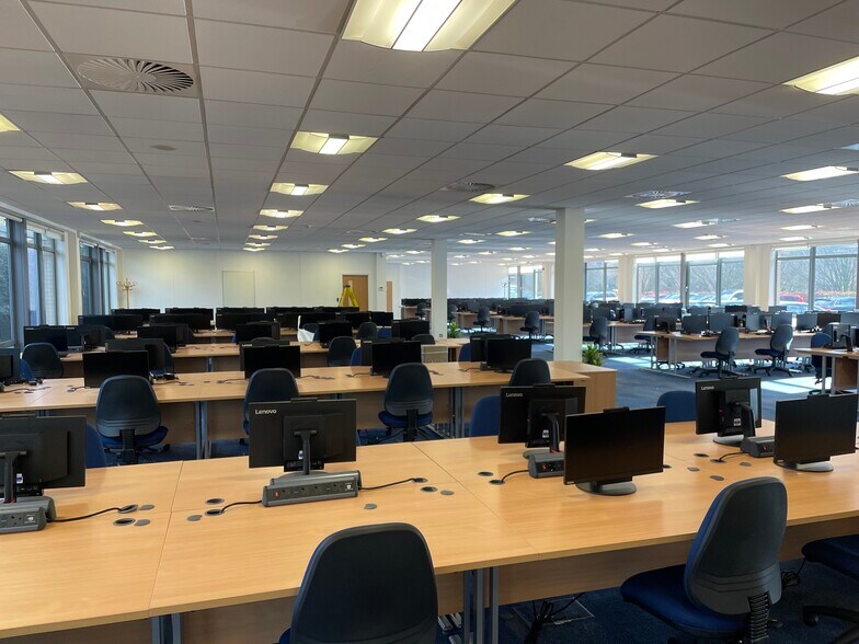 5 Seaward Pl, Glasgow à louer - Photo de l’immeuble – Image 3 sur 5