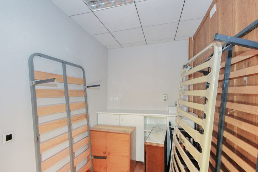View Photo