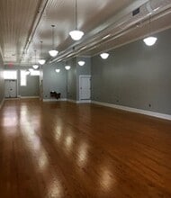 103 Main St, Clinton, SC à louer Photo intérieure– Image 2 sur 3