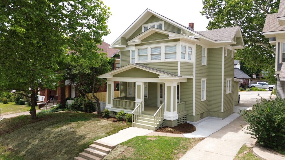 1605 N Classen Dr, Oklahoma City, OK à vendre - Photo de l’immeuble – Image 2 sur 24