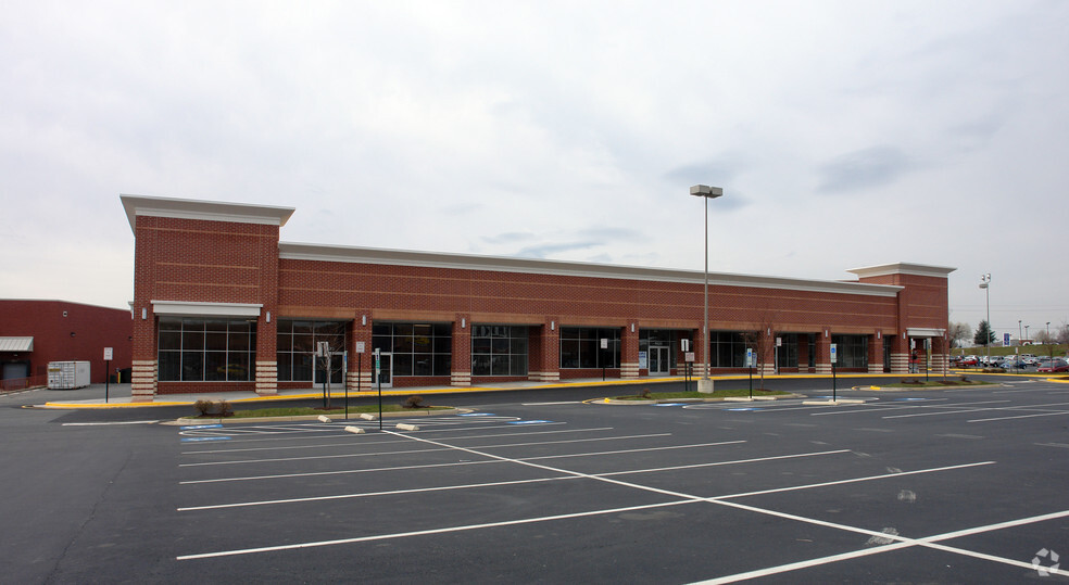 1425-1475 Stafford Market Plz, Stafford, VA à louer - Photo de l’immeuble – Image 3 sur 7