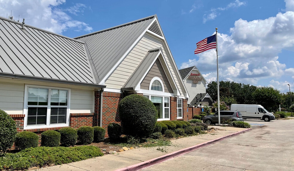 4910 W Monkhouse Dr, Shreveport, LA à vendre - Photo principale – Image 1 sur 21
