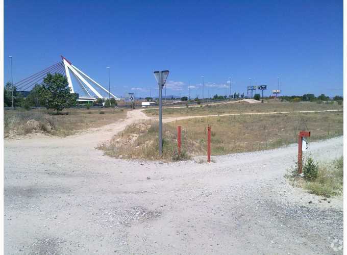Calle Cerro de la Curia, S/N, Las Rozas de Madrid, Madrid à vendre - Photo de l’immeuble – Image 2 sur 2