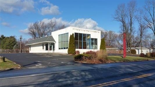 3123 Route 9W, Saugerties, NY à louer - Photo principale – Image 1 sur 27