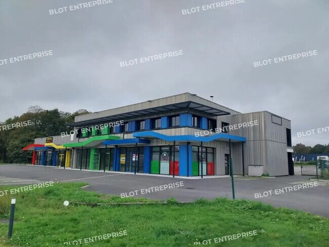 Plus de détails pour Local commercial à louer