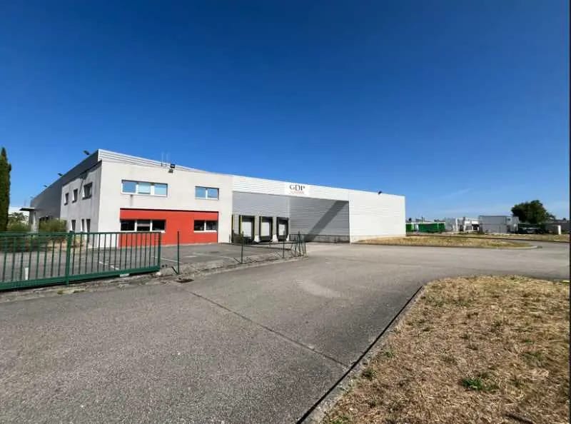 1 Ter Avenue Docteur Schweitzer, Meyzieu à louer Photo de l’immeuble– Image 1 sur 13