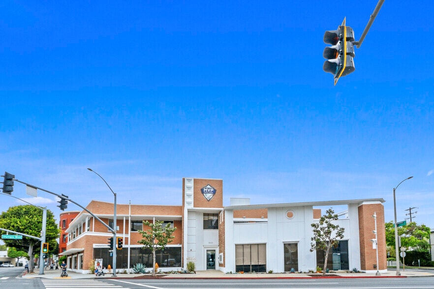 9441 W Olympic Blvd, Beverly Hills, CA à vendre - Photo principale – Image 1 sur 8