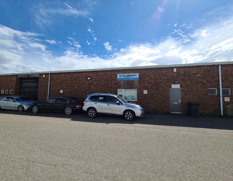 5-6 Telford Rd, Exhall à louer - Photo de l’immeuble – Image 3 sur 3