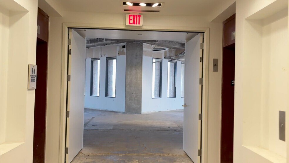 2600 N Central Ave, Phoenix, AZ à vendre - Vidéo sur l’annonce professionnelle – Image 2 sur 21