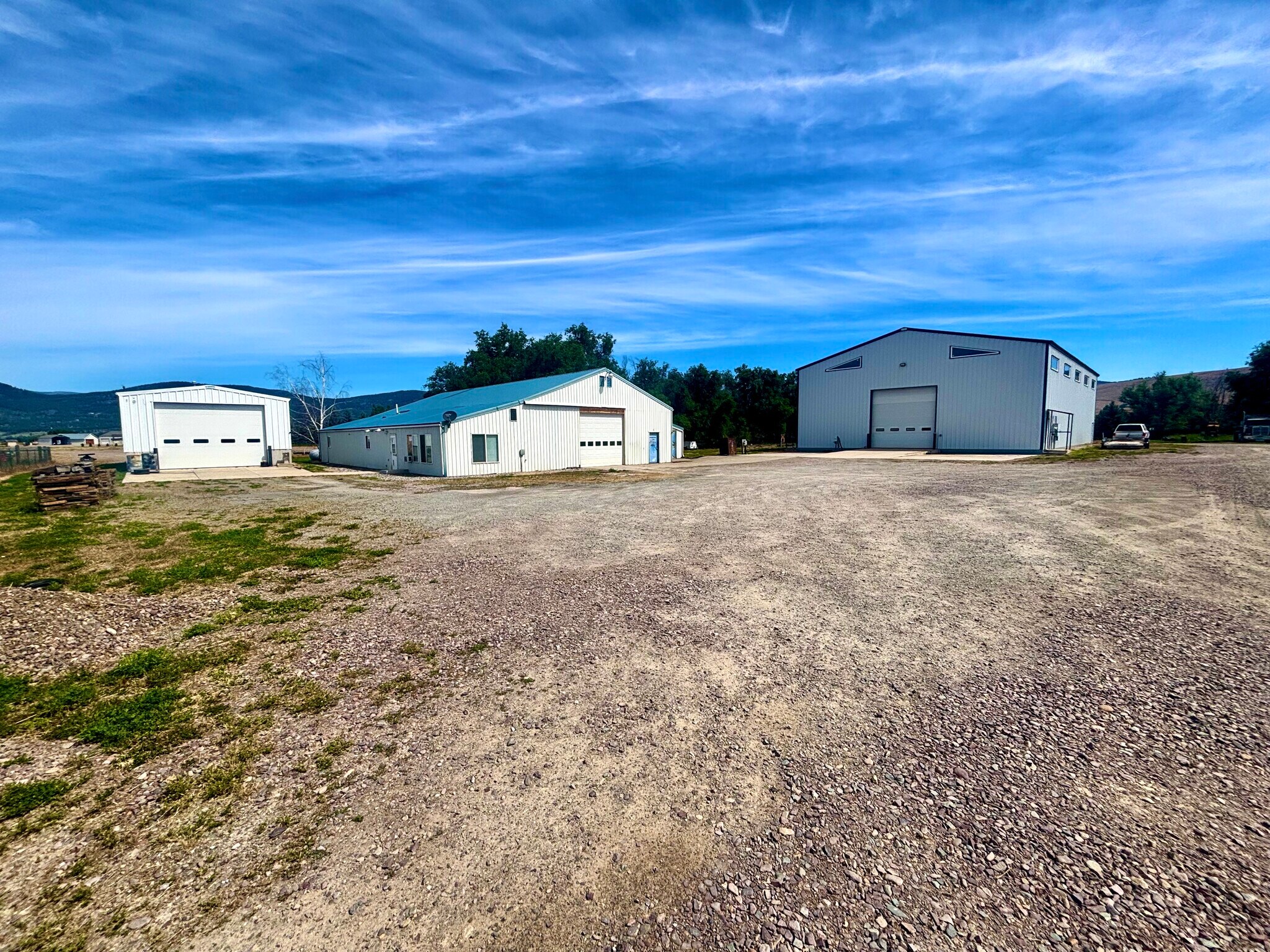 3 Two Boys Ln, Plains, MT à vendre Photo principale– Image 1 sur 44