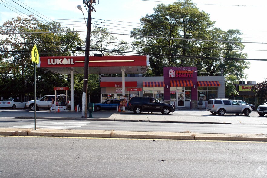4000 Hylan Blvd, Staten Island, NY à vendre - Photo de l’immeuble – Image 2 sur 2