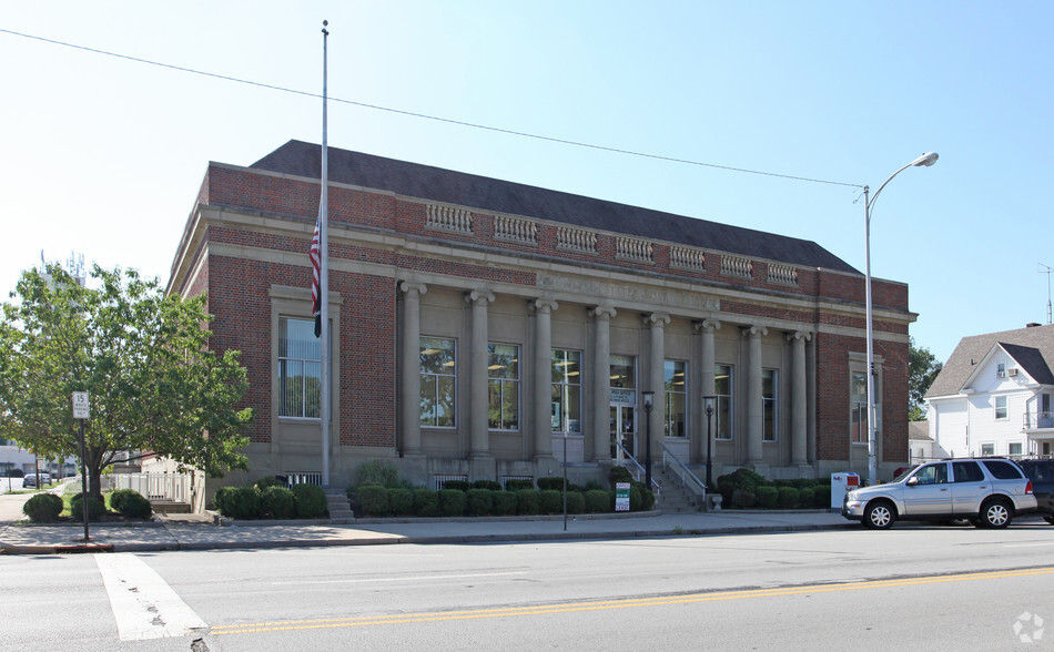 305 S Market St, Troy, OH à louer - Photo de l’immeuble – Image 1 sur 3