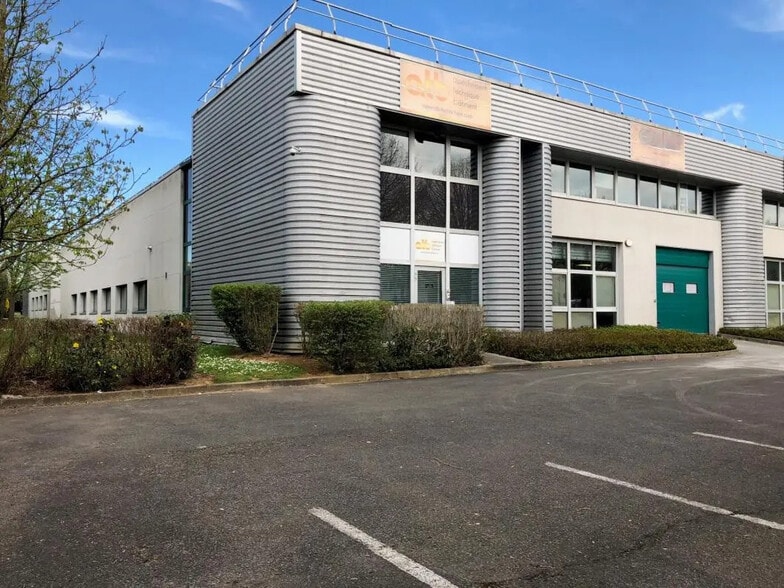 11/13 Rue Henri Farman, Tremblay-en-France à louer - Photo de l’immeuble – Image 2 sur 9