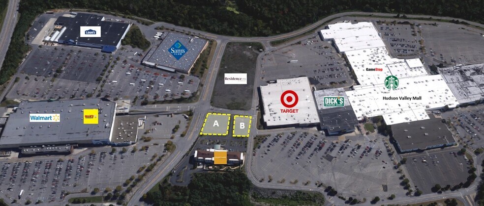 650-670 Frank Sottile blvd, Kingston, NY à vendre - Photo principale – Image 2 sur 12