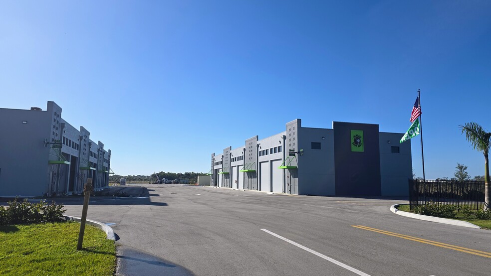 6509 St Lucie Blvd, Fort Pierce, FL à vendre - Photo de l’immeuble – Image 2 sur 13