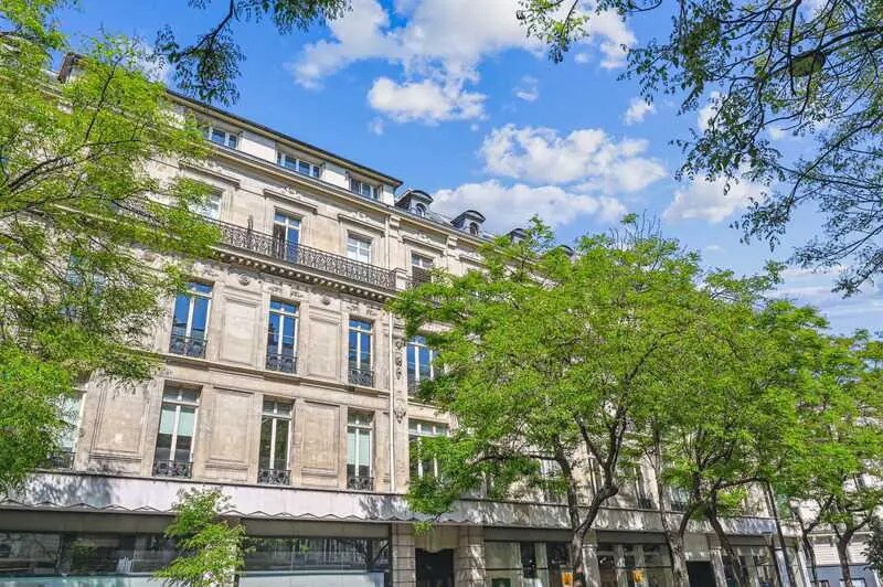 1-1 Avenue De La République, Paris à louer - Photo de l’immeuble – Image 1 sur 12