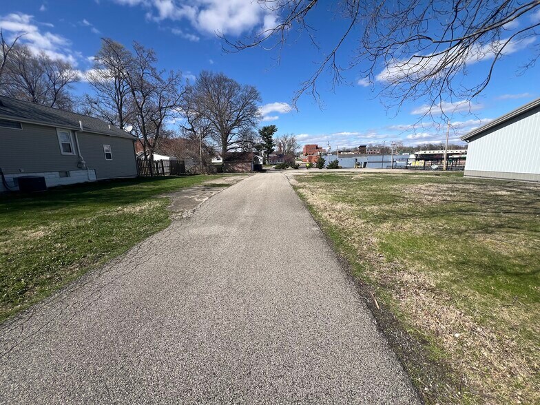 1219-1221 Sciota Ave, Peoria Heights, IL à vendre - Photo de l’immeuble – Image 2 sur 5
