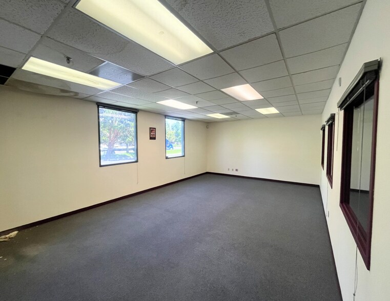 4700 Aircenter Cir, Reno, NV à louer - Photo de l’immeuble – Image 2 sur 7