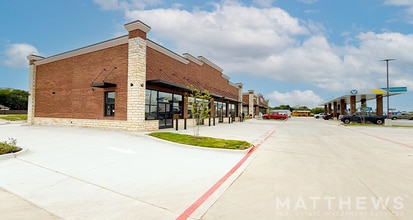 1412 Farley St, Waxahachie, TX à louer Photo de l’immeuble– Image 2 sur 4