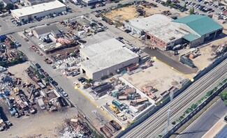 Plus de détails pour 128 Magnolia Ave, Westbury, NY - Terrain à louer