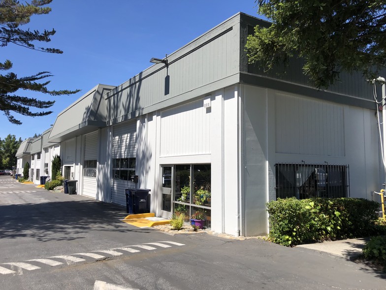340 El Pueblo Rd, Scotts Valley, CA à louer - Photo de l’immeuble – Image 2 sur 12