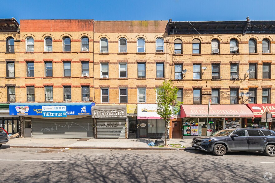 443 De Kalb Avenue, Brooklyn, NY à louer - Photo de l’immeuble – Image 3 sur 3