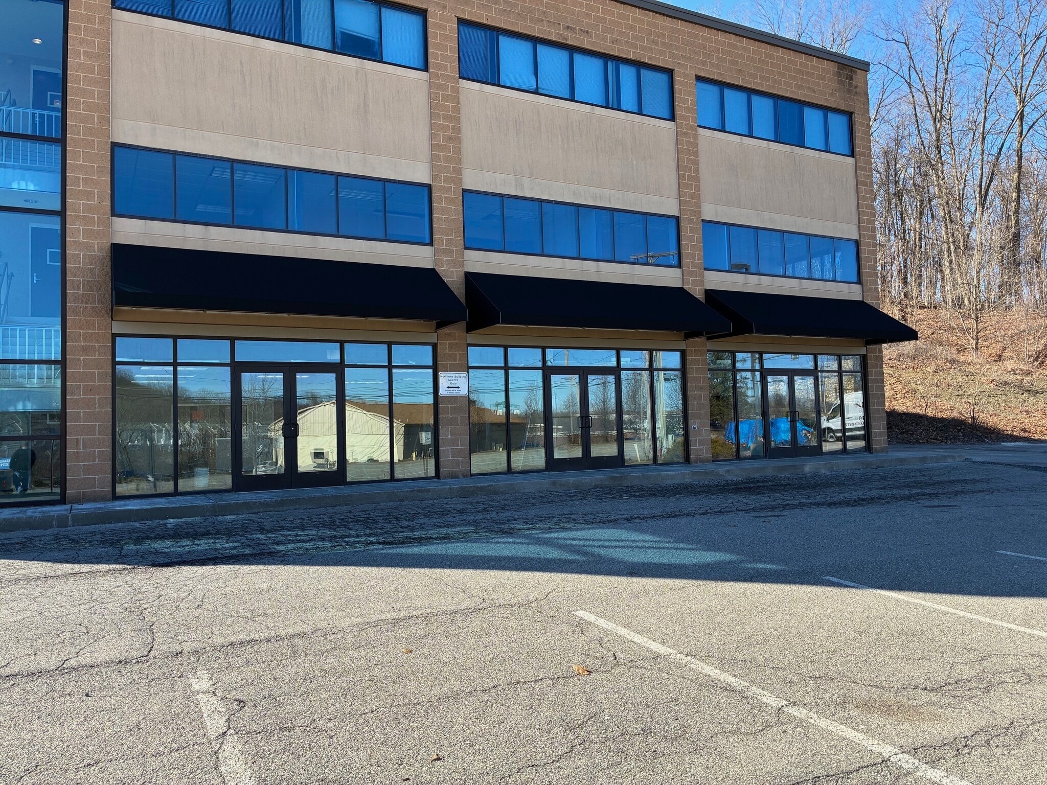 125 Warrendale Bayne Rd, Warrendale, PA à louer Photo principale– Image 1 sur 7