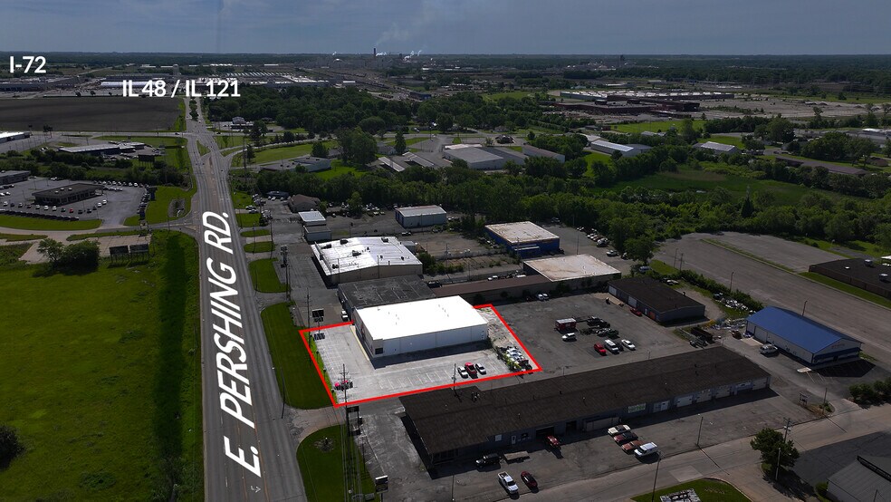 1971 E Pershing Rd, Decatur, IL à vendre - Photo de l’immeuble – Image 3 sur 22