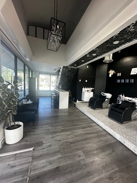 1000 Lincoln Ave, San Jose, CA à louer - Photo de l’immeuble – Image 2 sur 12