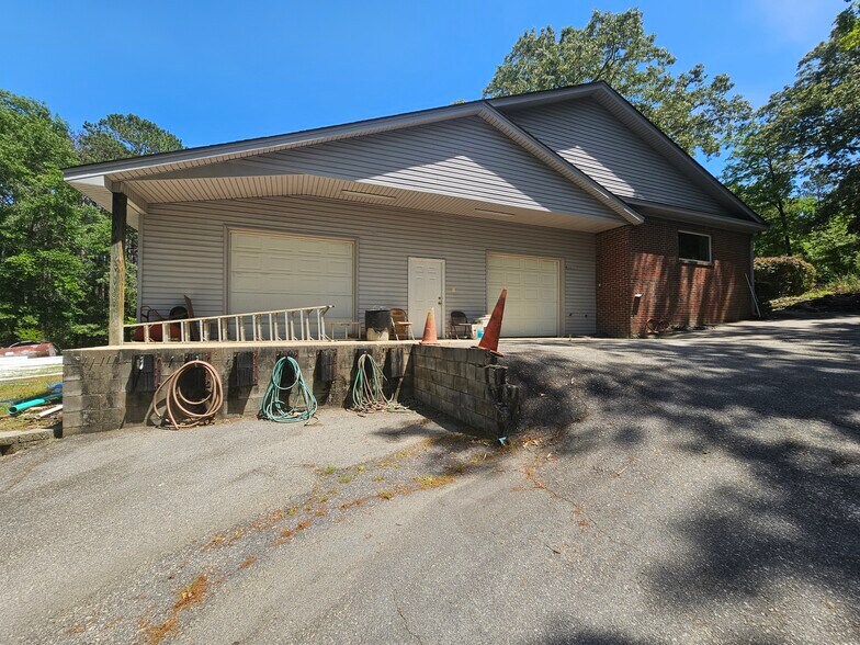 301 Ramblin Rd, West Columbia, SC à vendre - Photo de l’immeuble – Image 2 sur 39