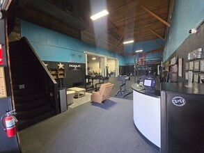 320 Hillcrest Rd, Hollister, CA à vendre Photo intérieure– Image 1 sur 8