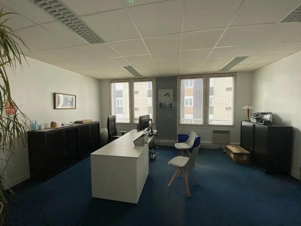 Bureau dans Le Havre à louer Photo de l’immeuble– Image 1 sur 2