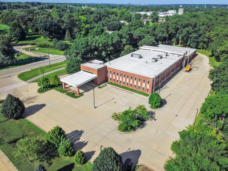 1225 E Washington St, Joliet, IL à vendre - Photo de l’immeuble – Image 3 sur 8